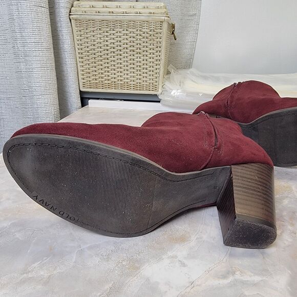 Old Navy Women's Size 8 Oxblood/Burgundy Block Heeled Ankle Boot - Picture 12 of 16